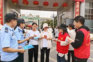 净打铁了！小哈达威首节6中0颗粒无收